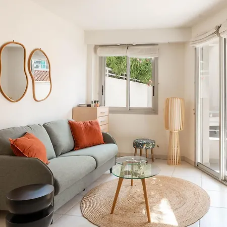 Le Cocon De La Pinede - Proche