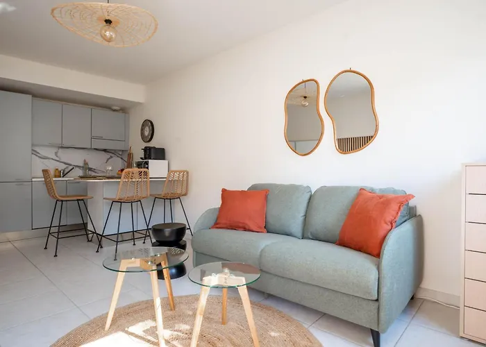 Le Cocon De La Pinede - Proche Διαμέρισμα *