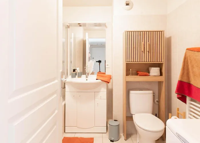 Le Cocon De La Pinede - Proche * Αντίμπ